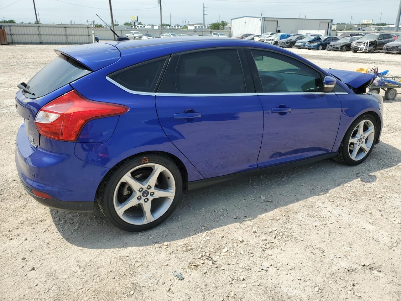 1FADP3N23EL316738 2014 Ford Focus Titanium