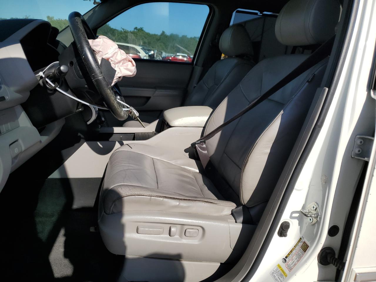 5FNYF3H90BB044591 2011 Honda Pilot Touring