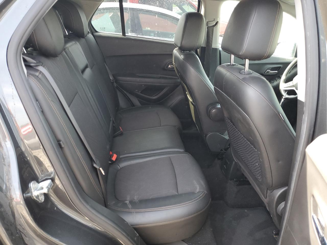 KL7CJLSB7JB596852 CHEVROLET TRAX 2018