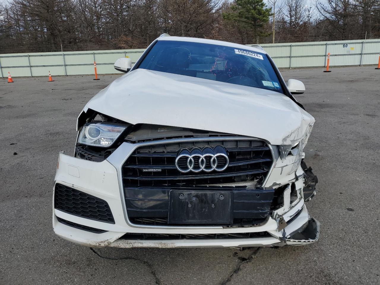 WA1ECCFS0JR021638 2018 Audi Q3 Premium