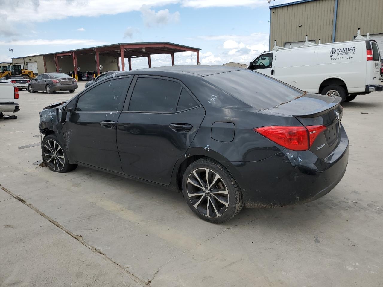 5YFBURHE6JP799274 2018 Toyota Corolla L