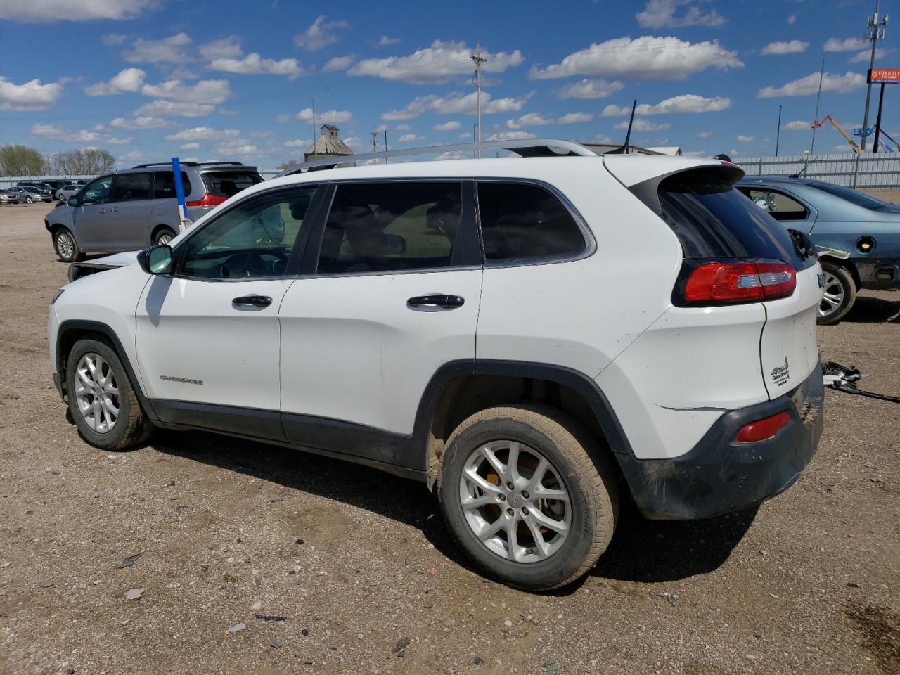 2017 Jeep Cherokee Latitude vin: 1C4PJMCB0HW657163