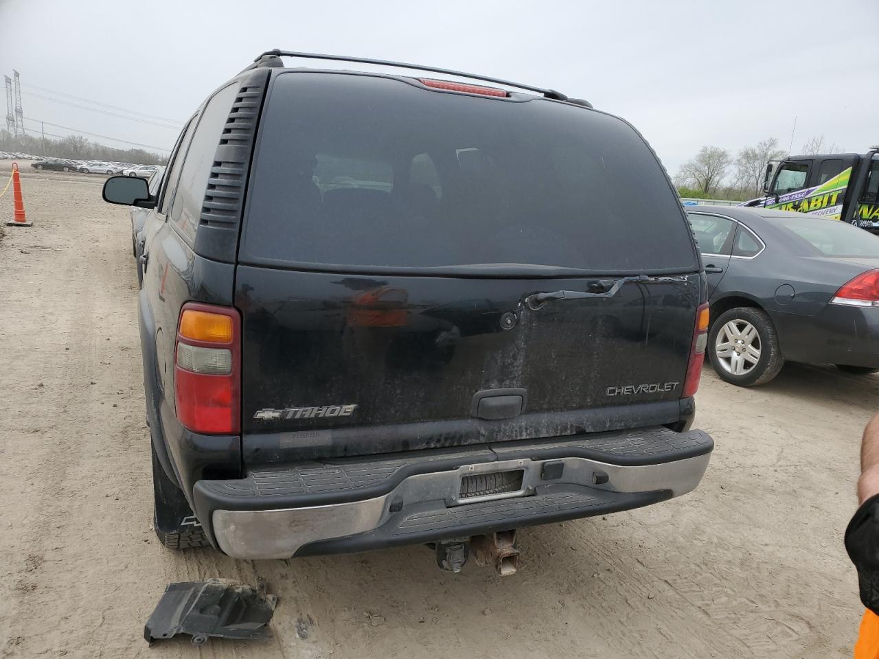 1GNEC13ZX2J328902 2002 Chevrolet Tahoe C1500