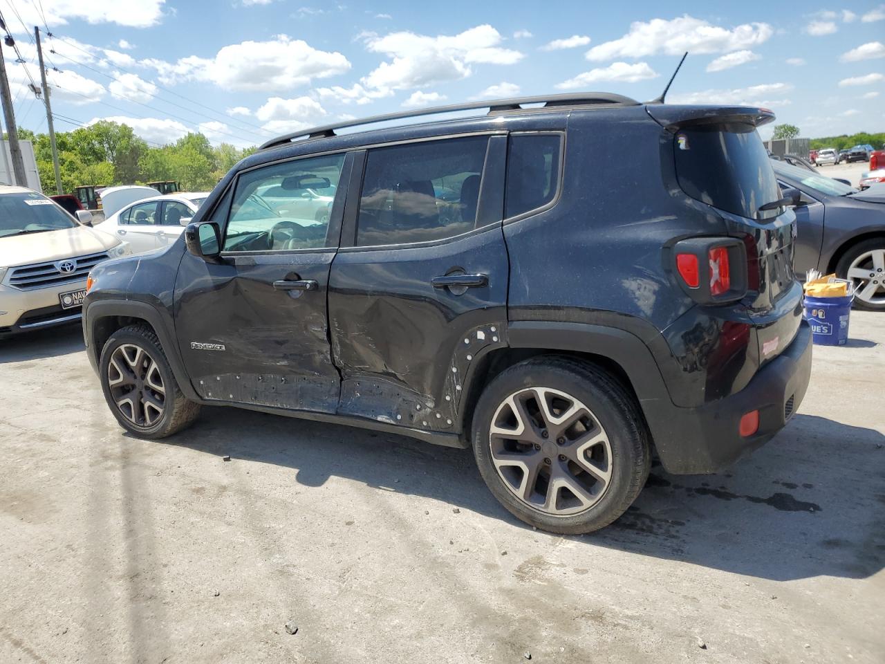 ZACCJABT2FPC32769 2015 Jeep Renegade Latitude