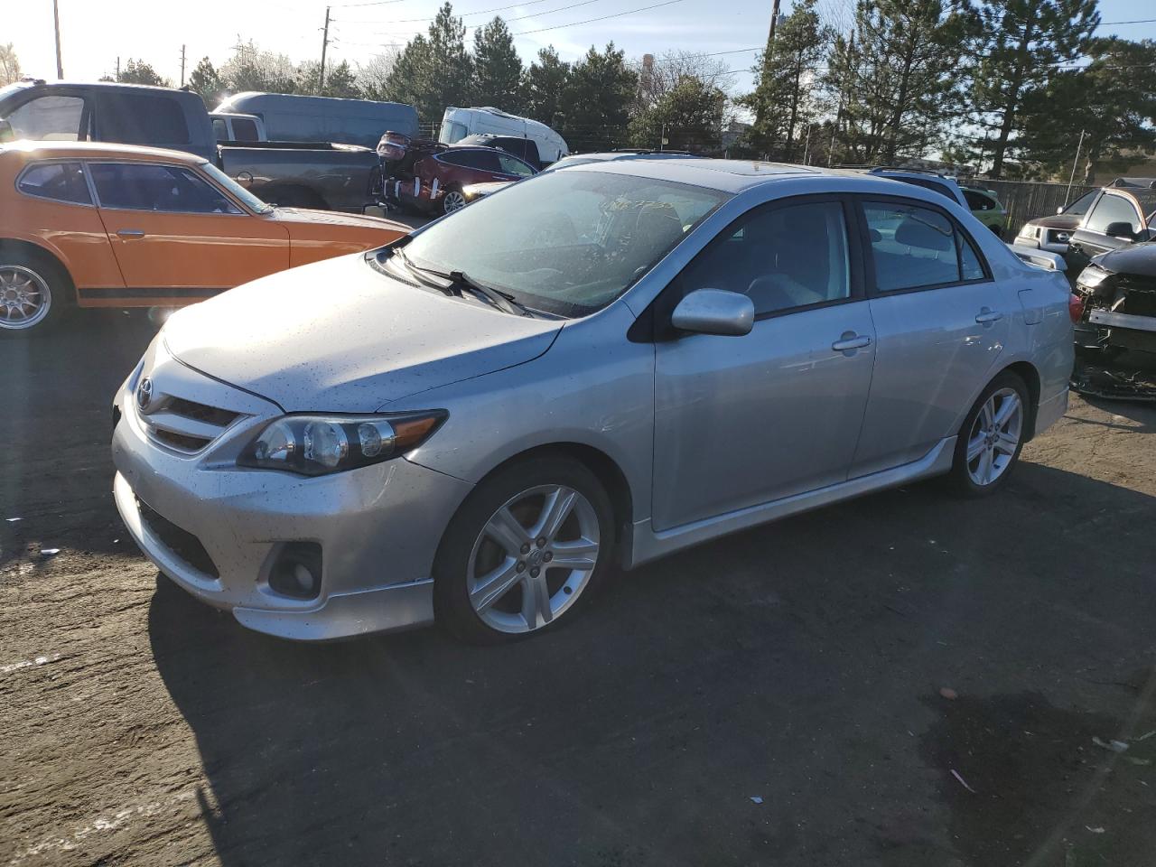 5YFBU4EE6DP117084 2013 Toyota Corolla Base