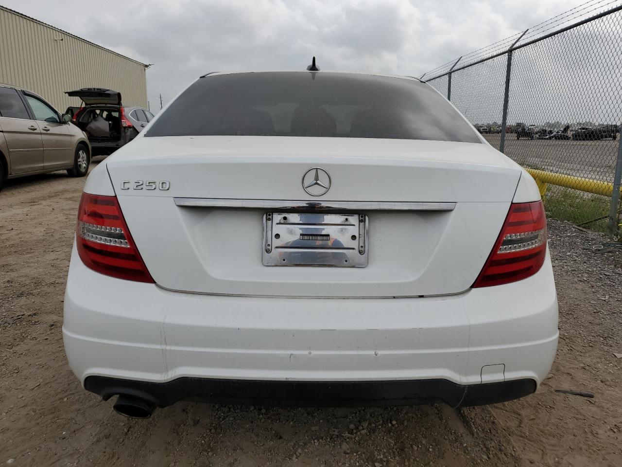 WDDGF4HB8DR247865 2013 Mercedes-Benz C 250