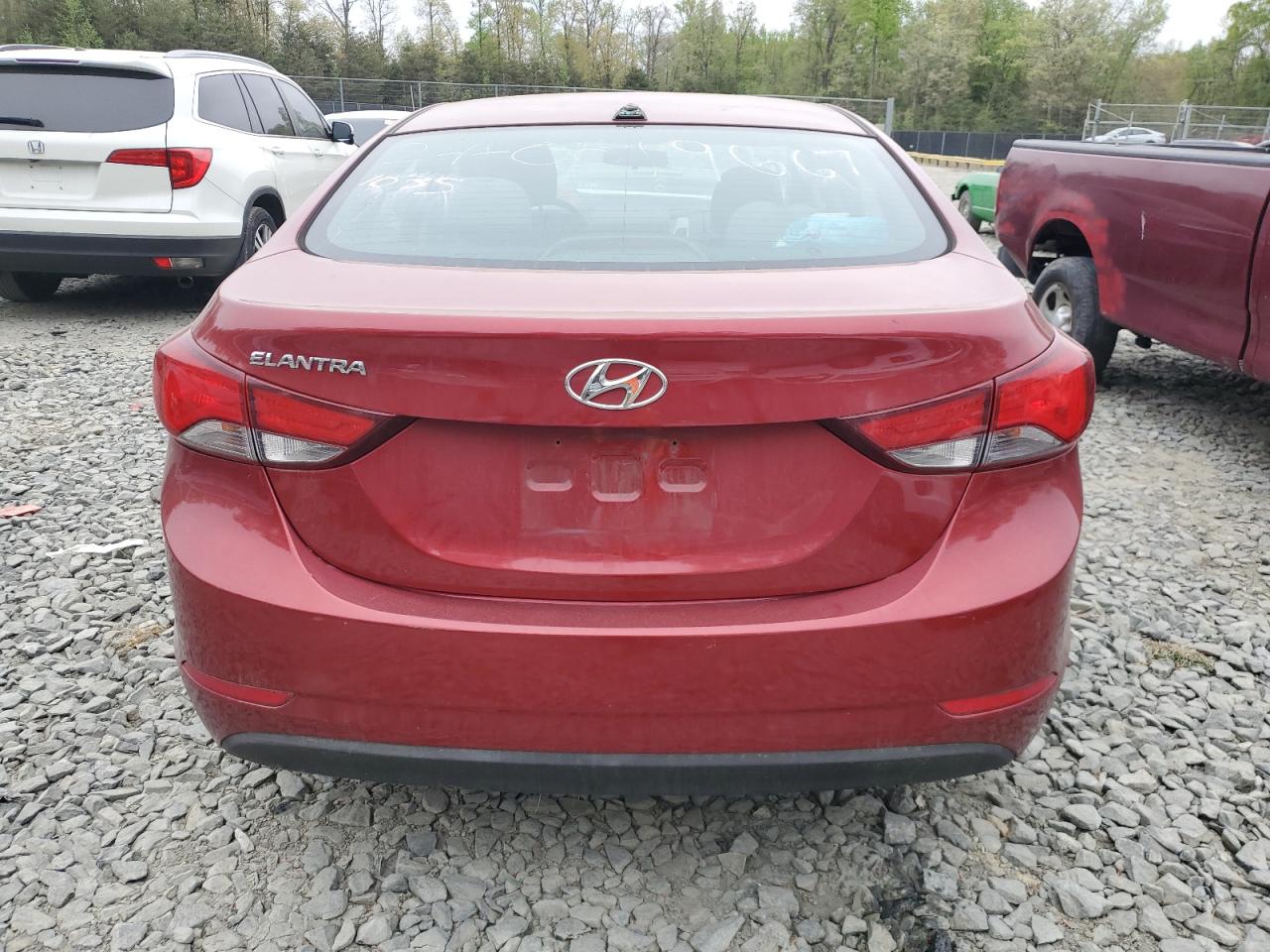 5NPDH4AE6FH649163 2015 Hyundai Elantra Se