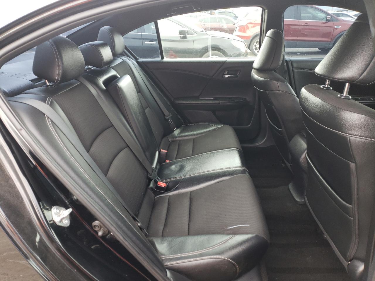 1HGCR2F55HA022813 HONDA ACCORD 2017
