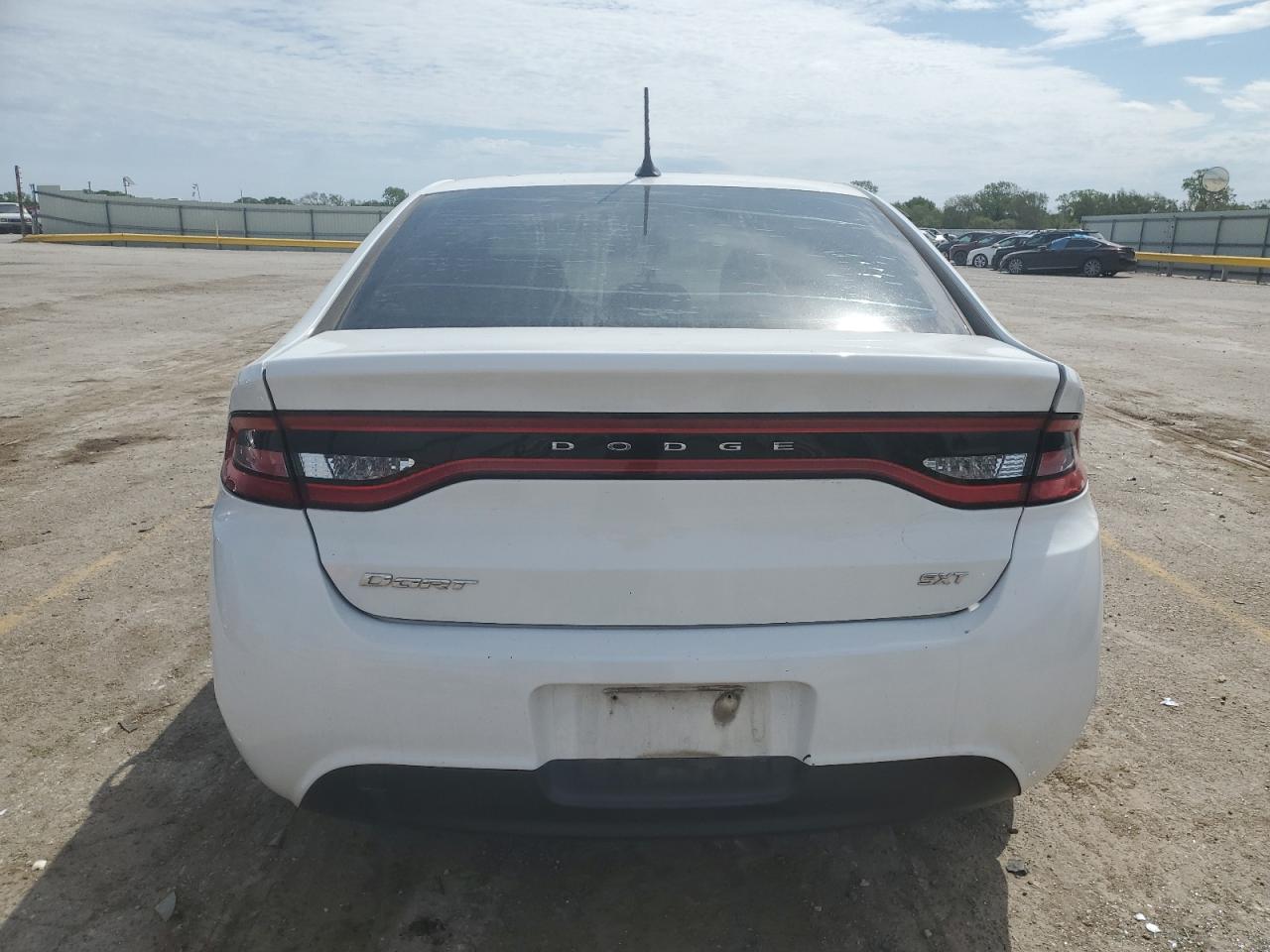 1C3CDFBBXFD336523 2015 Dodge Dart Sxt