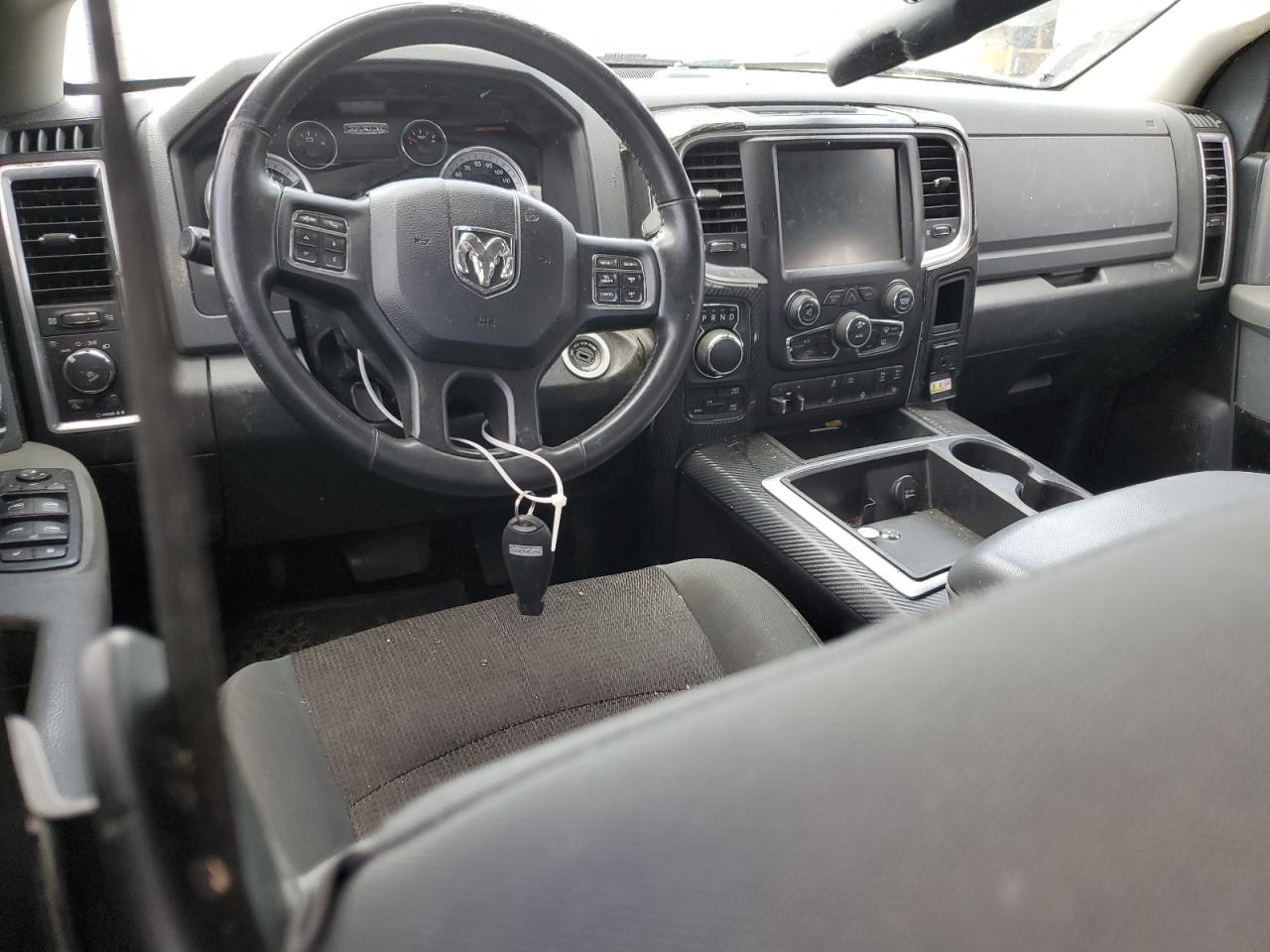 1C6RR7LT0FS621867 2015 Ram 1500 Slt