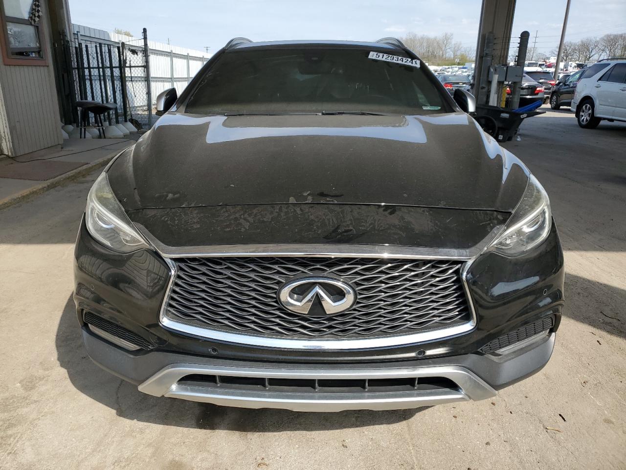 SJKCH5CR1HA039132 2017 Infiniti Qx30 Base