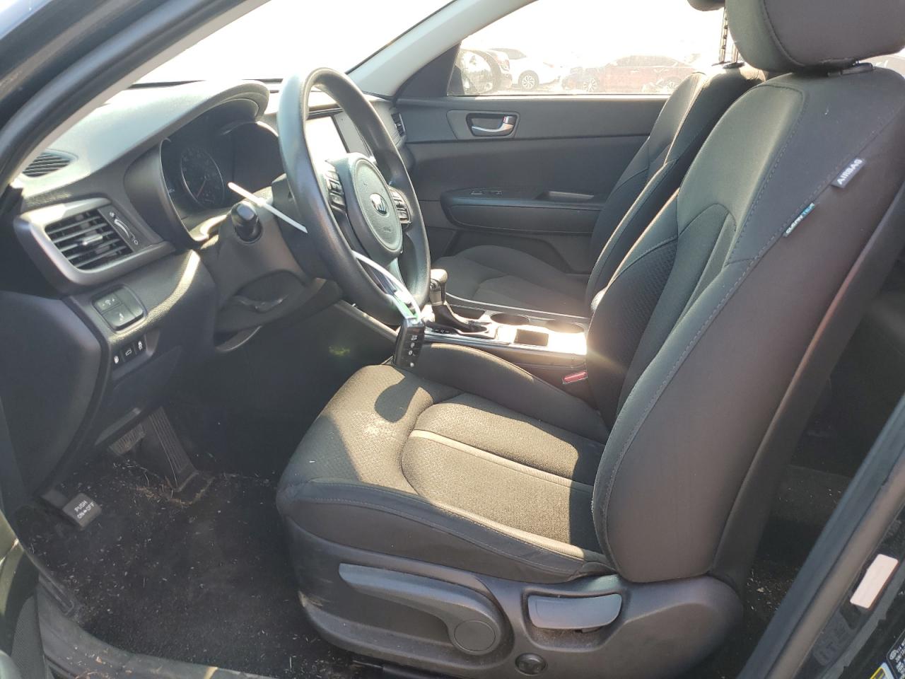 5XXGT4L3XJG194250 2018 Kia Optima Lx