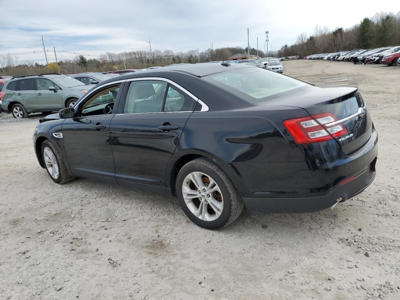 1FAHP2D80GG122813 FORD TAURUS 2016