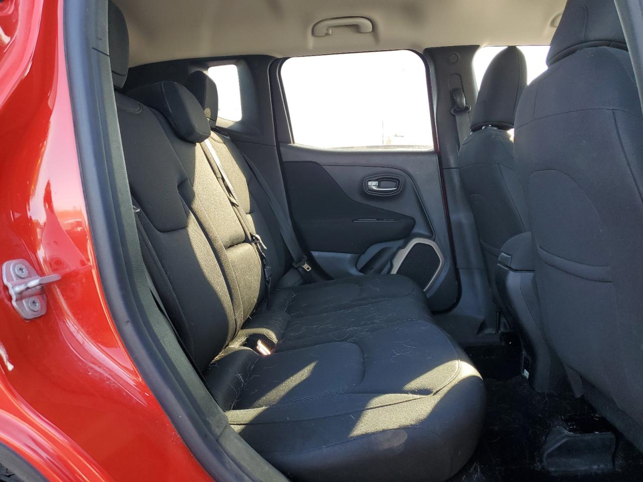 ZACCJBBT8GPC53343 2016 Jeep Renegade Latitude