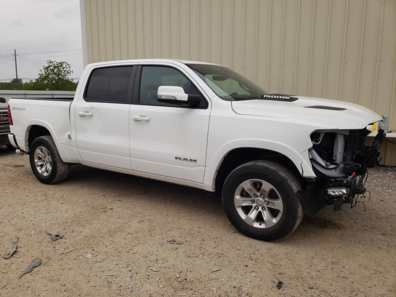 2022 Ram 1500 Laramie vin: 1C6SRFJTXNN140911