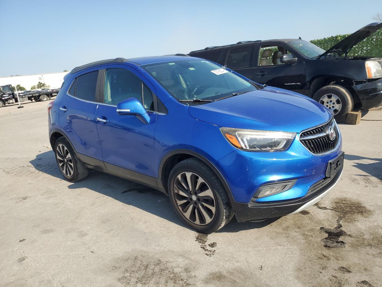 KL4CJCSB2JB523739 2018 Buick Encore Essence