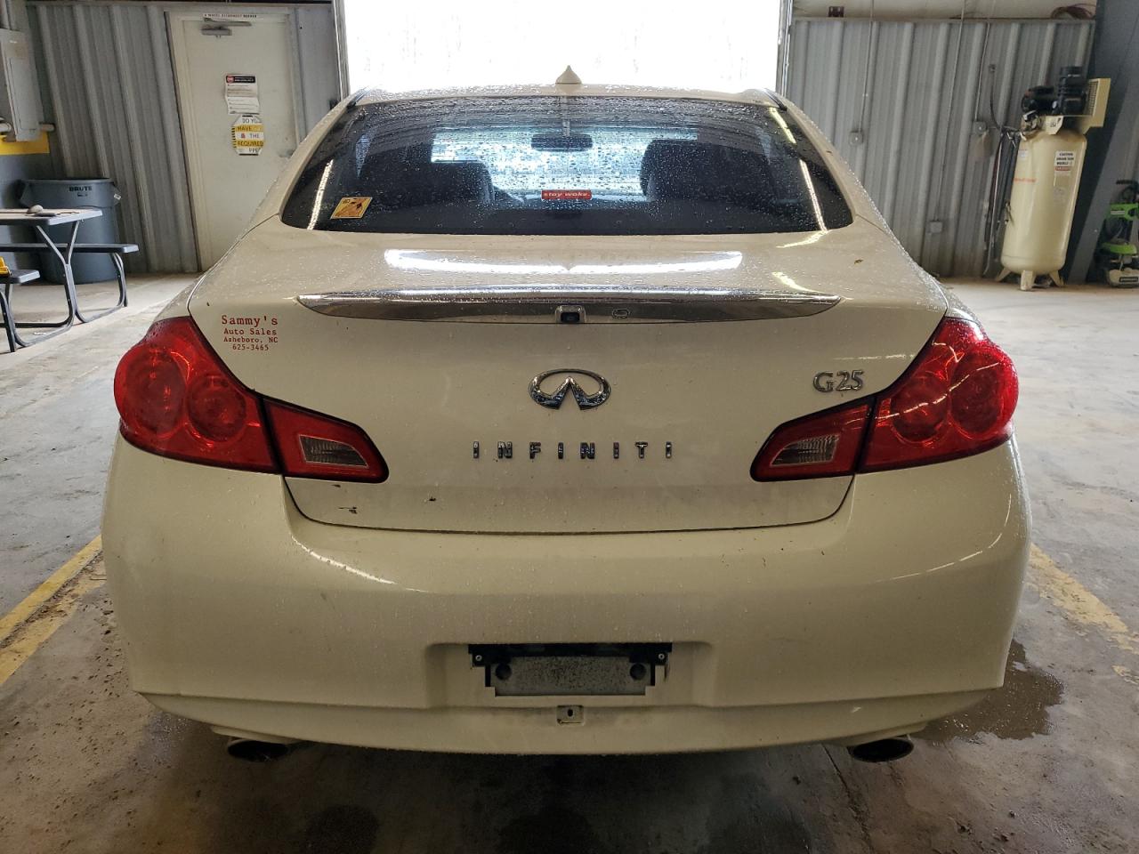 JN1DV6AP2BM600437 2011 Infiniti G25 Base