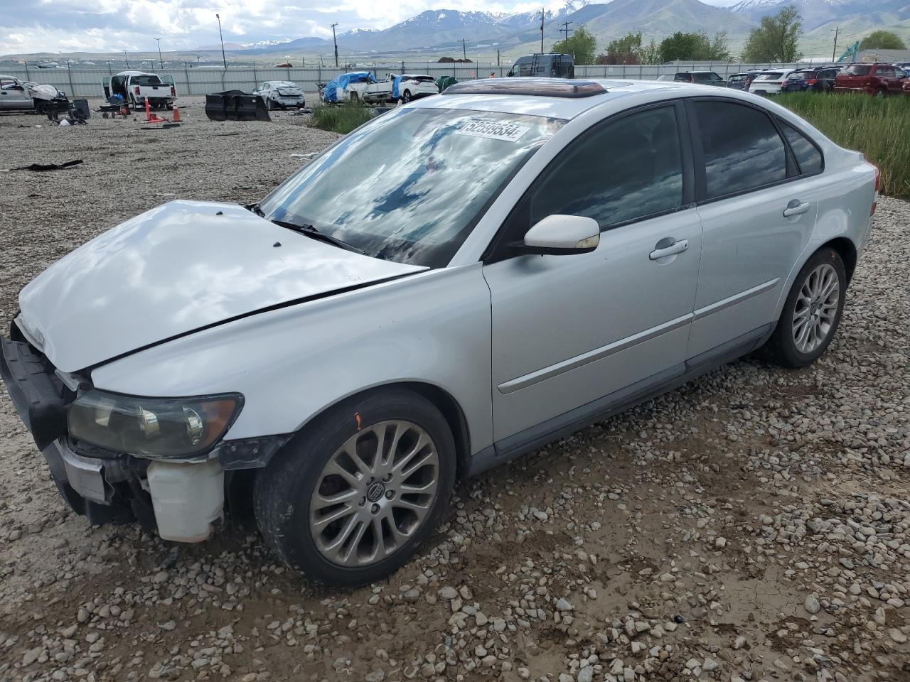 YV1MS382942016012 2004 Volvo S40 2.4I