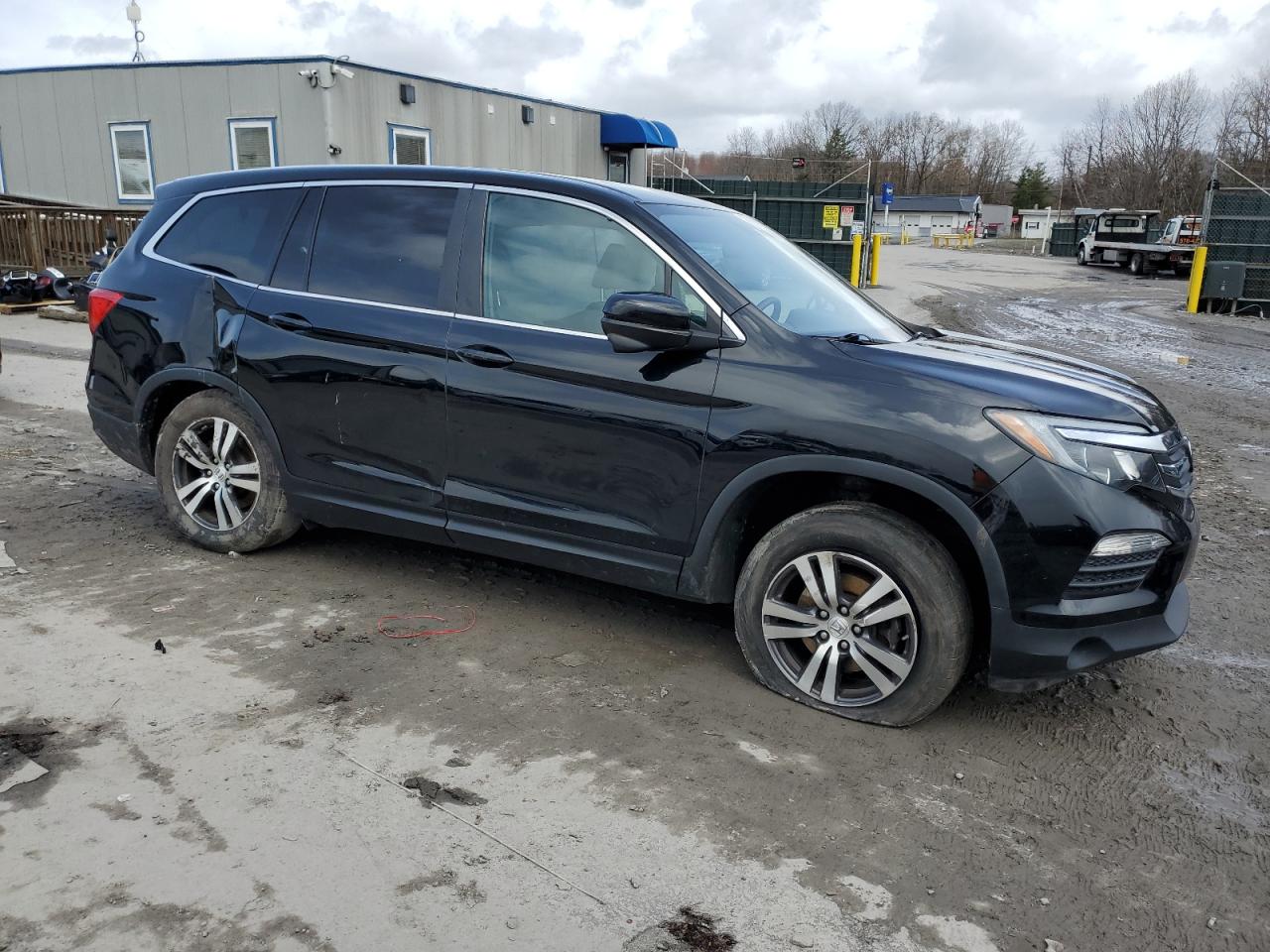 2018 Honda Pilot Ex vin: 5FNYF6H34JB034187