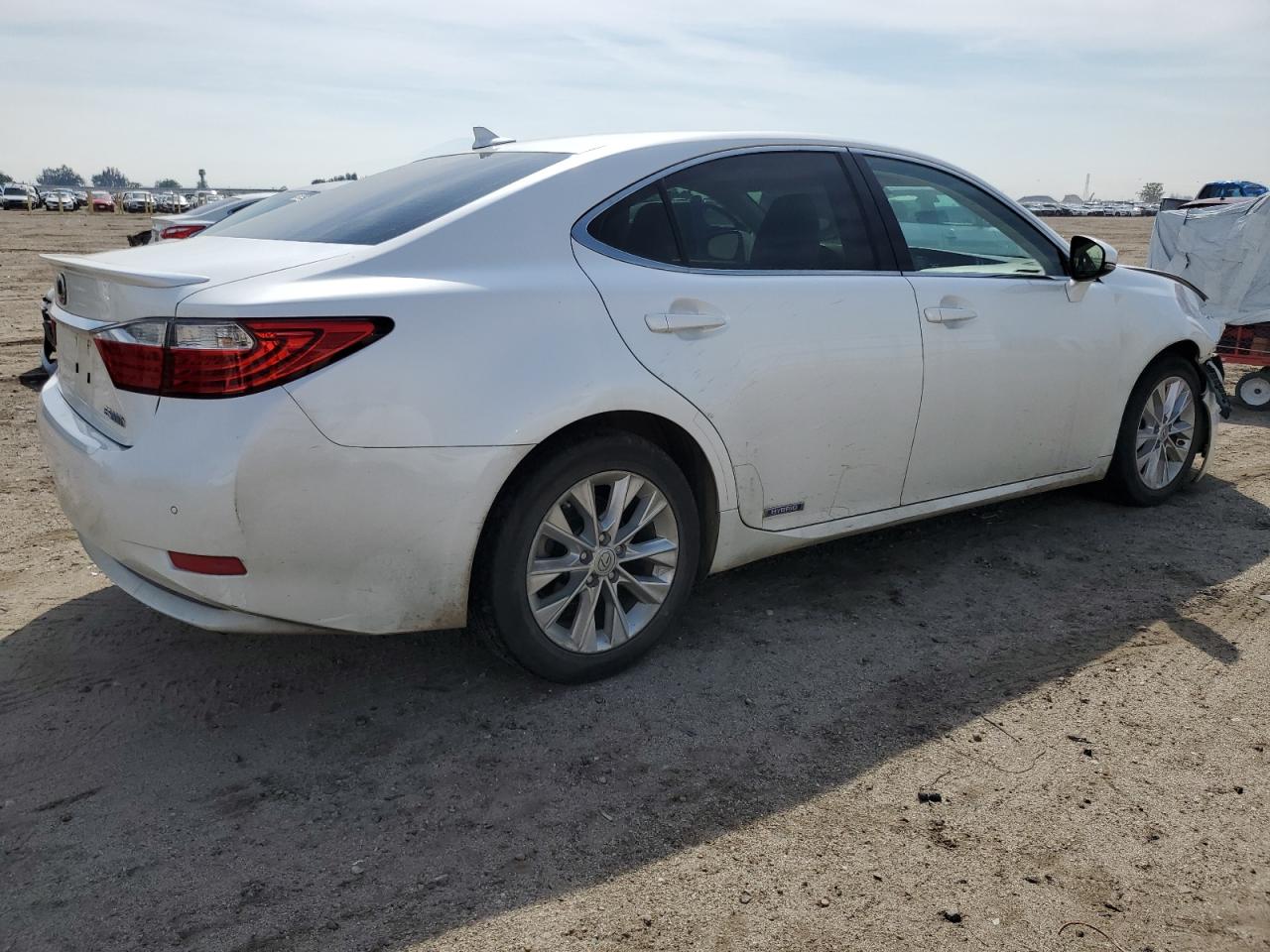 JTHBW1GG9E2047697 2014 Lexus Es 300H