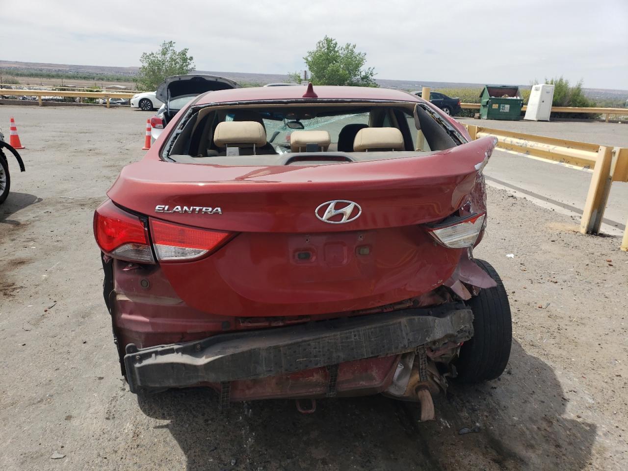 KMHDH4AE0CU329401 2012 Hyundai Elantra Gls