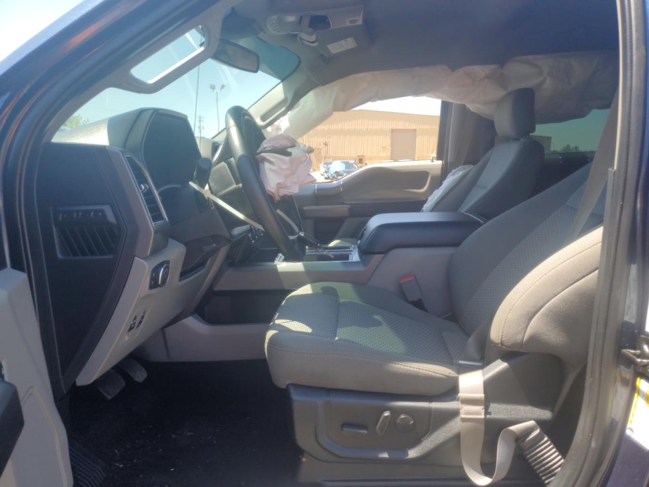 1FTEW1E54KFC16366 2019 Ford F150 Supercrew