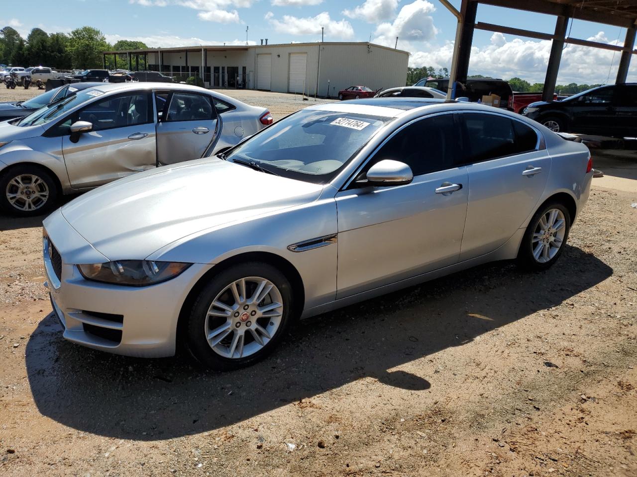 2017 Jaguar Xe Premium vin: SAJAD4BG4HA964585