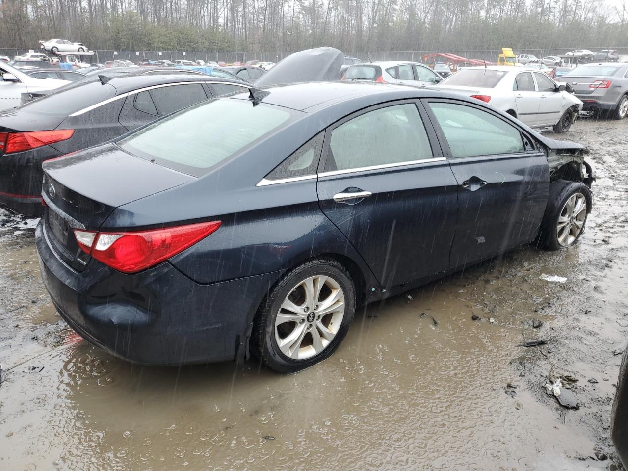 5NPEC4AC3DH617429 2013 Hyundai Sonata Se