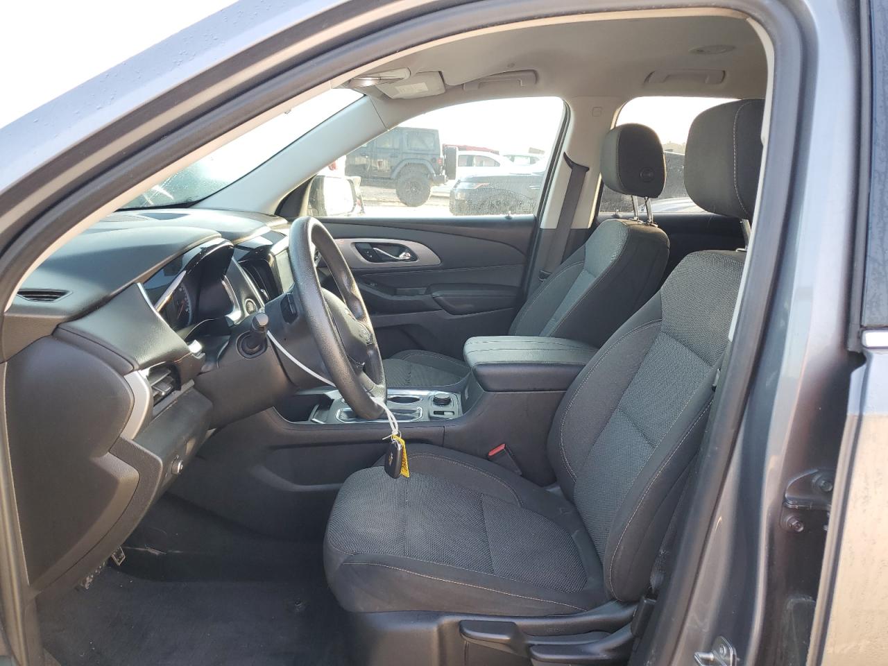 1GNERFKW3KJ265421 2019 Chevrolet Traverse Ls