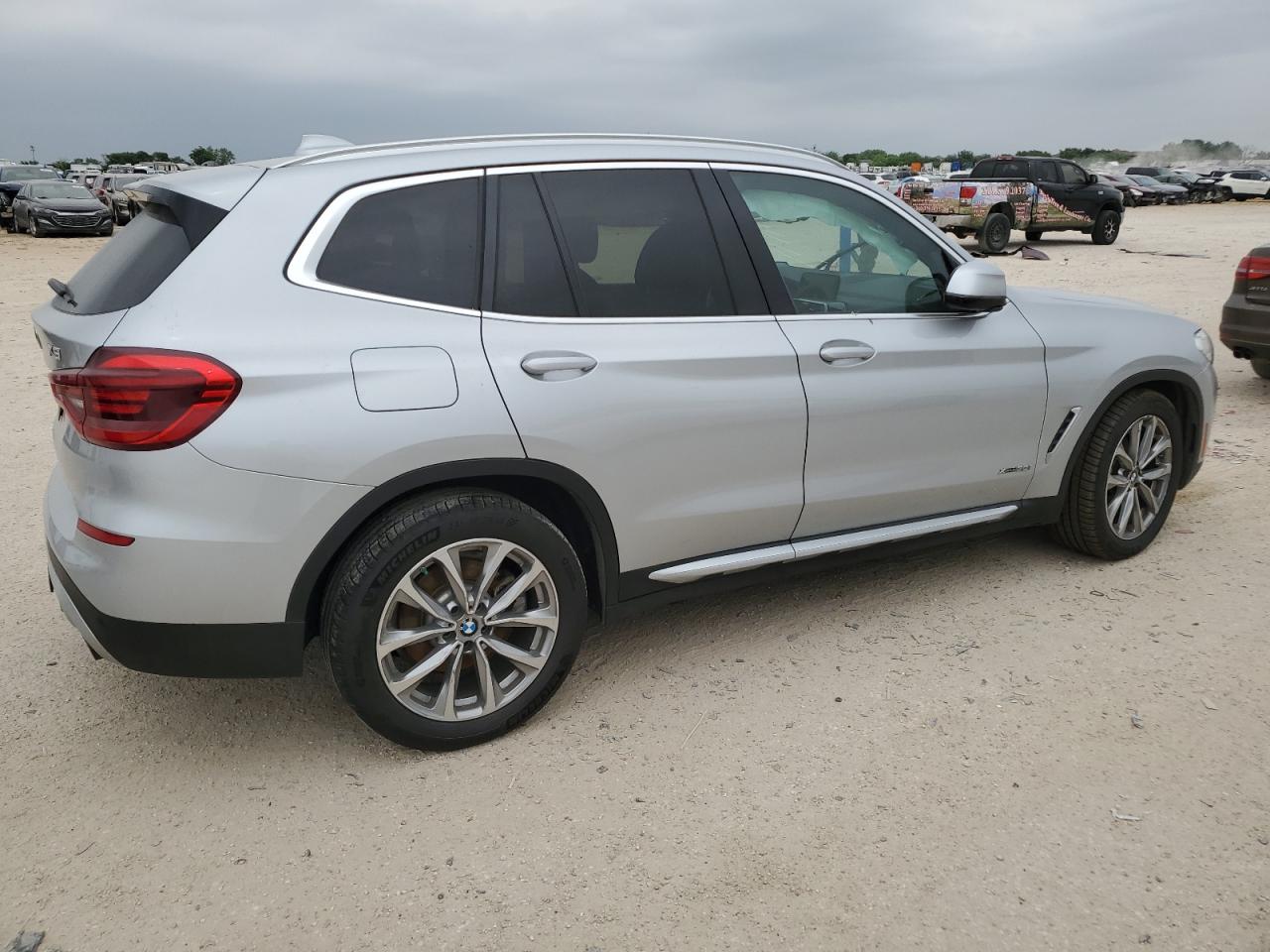 5UXTR9C55JLD61093 2018 BMW X3 xDrive30I