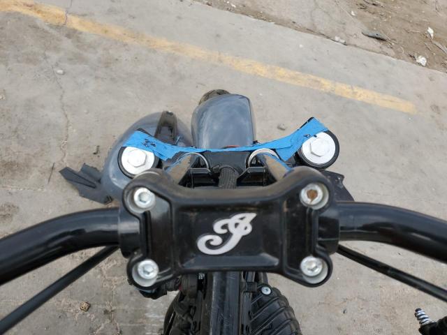 2022 INDIAN MOTORCYCLE CO. CHIEF DARK - 56KDMABH0N3008002