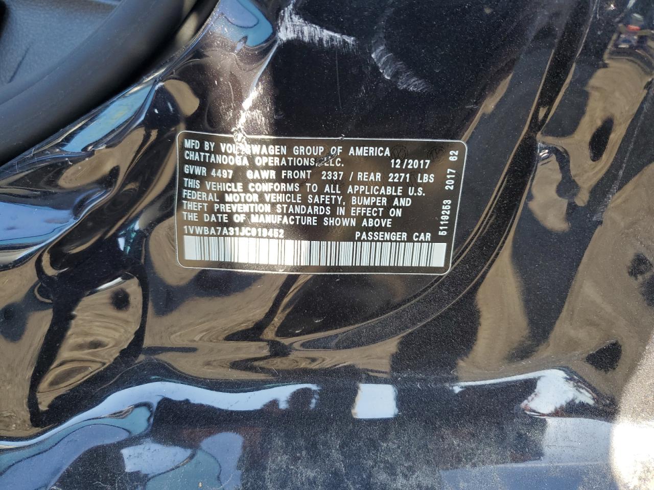 1VWBA7A31JC019452 2018 Volkswagen Passat Se