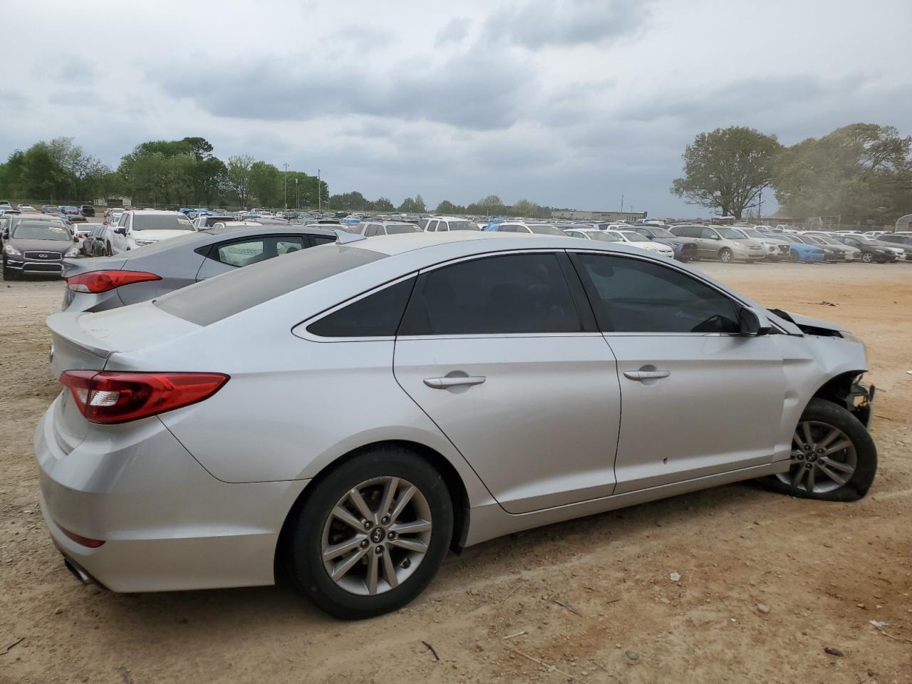 2016 Hyundai Sonata Se vin: 5NPE24AF3GH368874