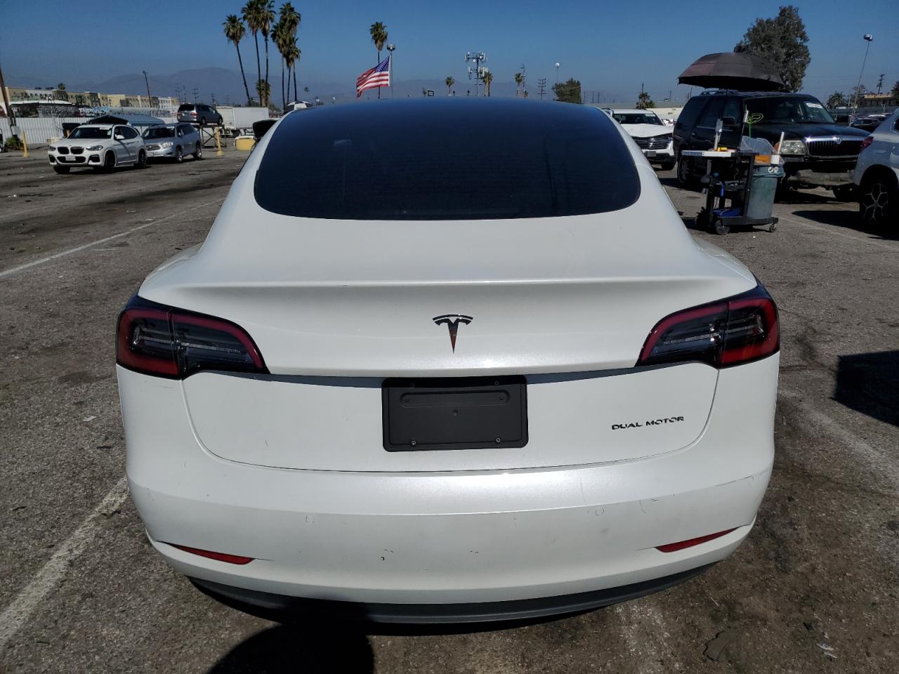 5YJ3E1EB3NF131298 2022 Tesla Model 3