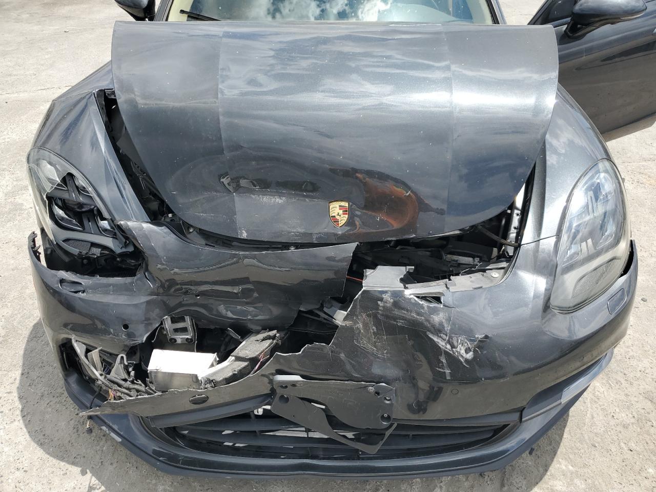 WP0AB2A78JL136530 PORSCHE PANAMERA 2018