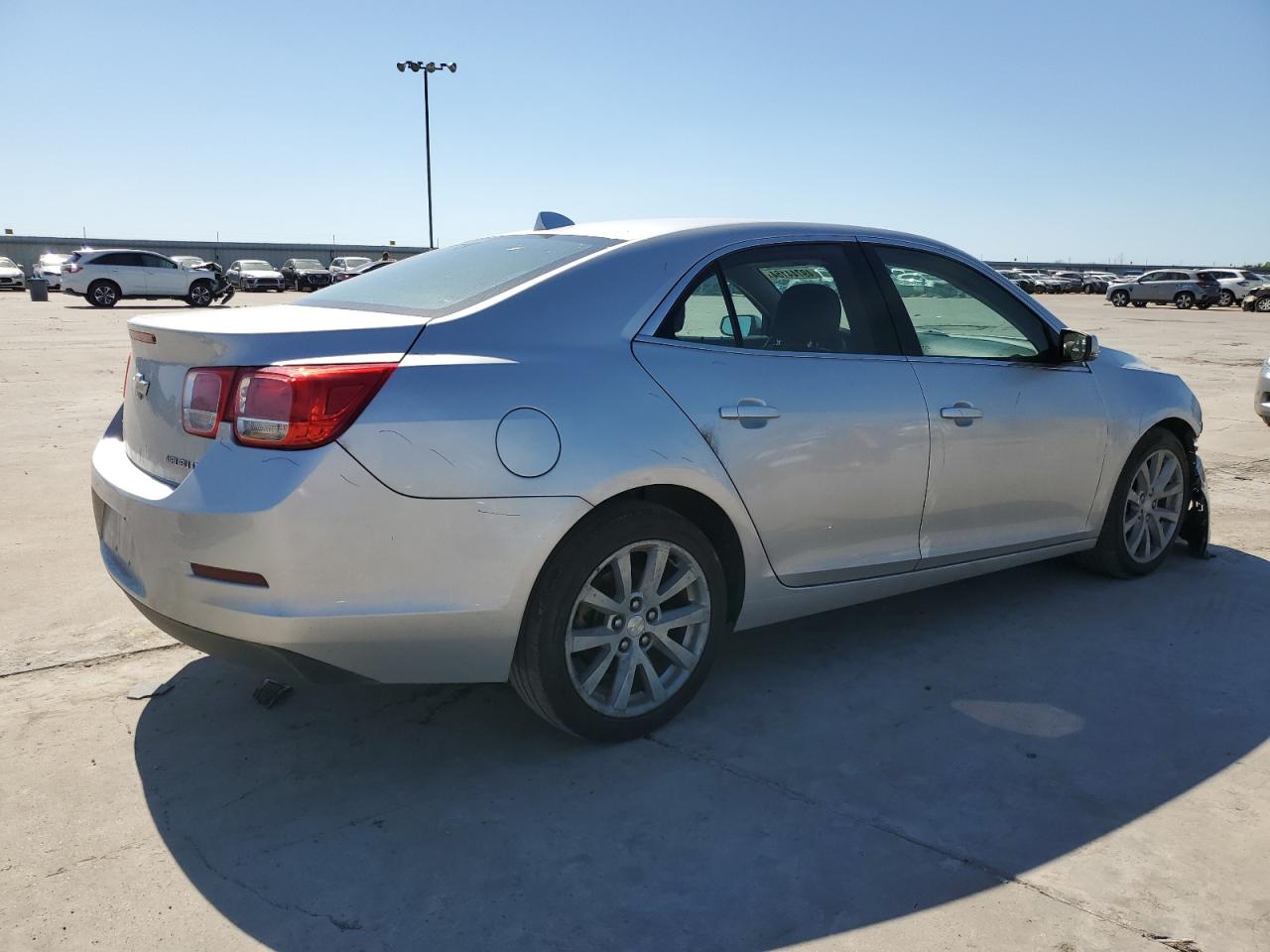 1G11E5SL2EF207352 2014 Chevrolet Malibu 2Lt