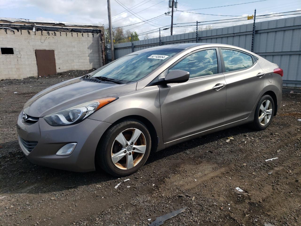 2013 Hyundai Elantra Gls vin: 5NPDH4AE9DH415824