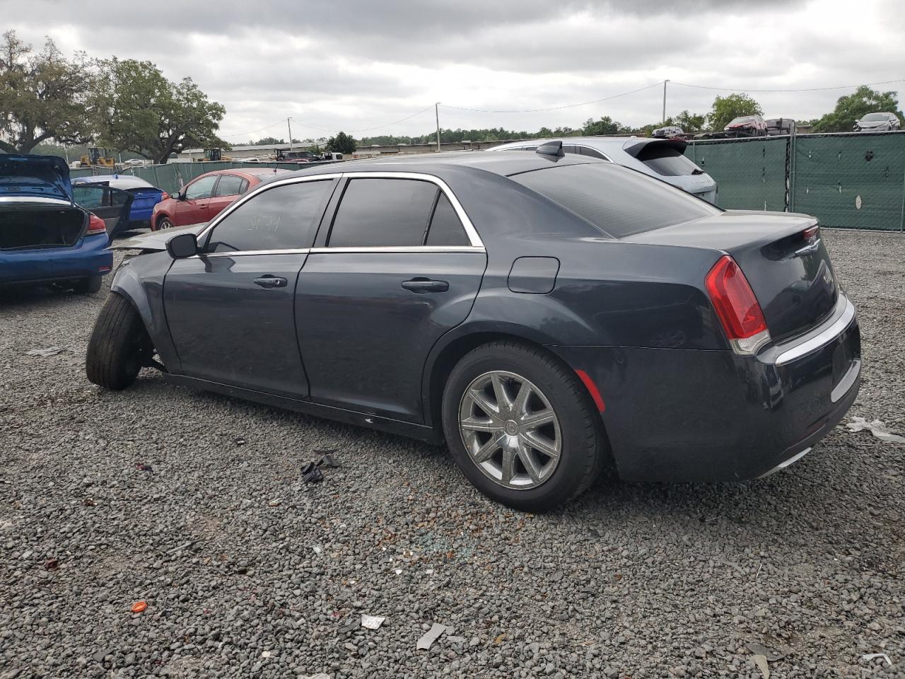 2C3CCAAG5FH930698 2015 Chrysler 300 Limited