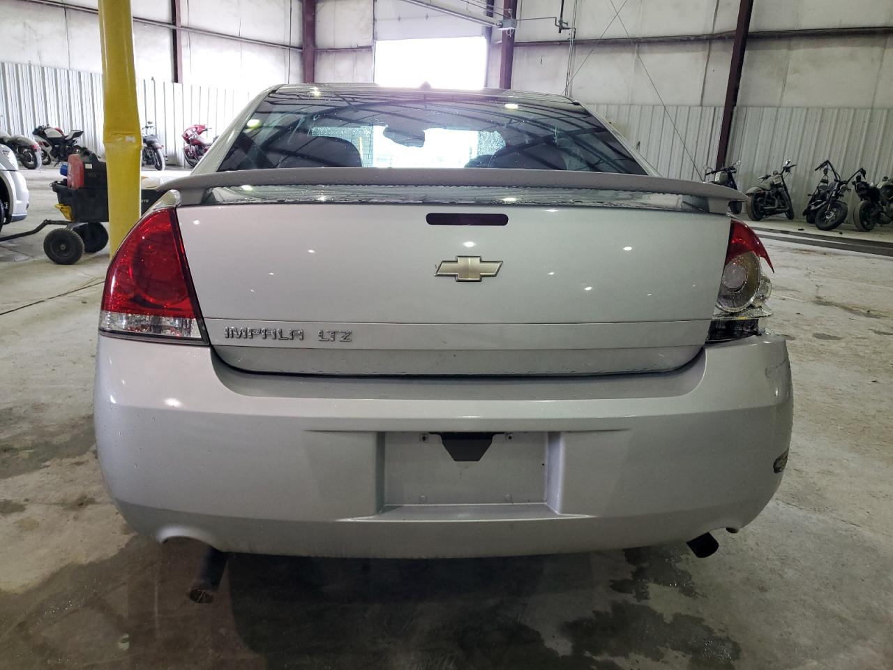 2G1WC5E35C1329831 2012 Chevrolet Impala Ltz