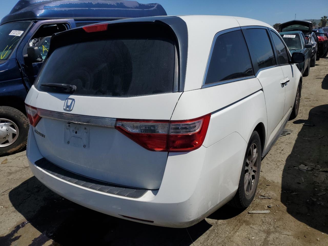 2013 Honda Odyssey Ex vin: 5FNRL5H42DB010832