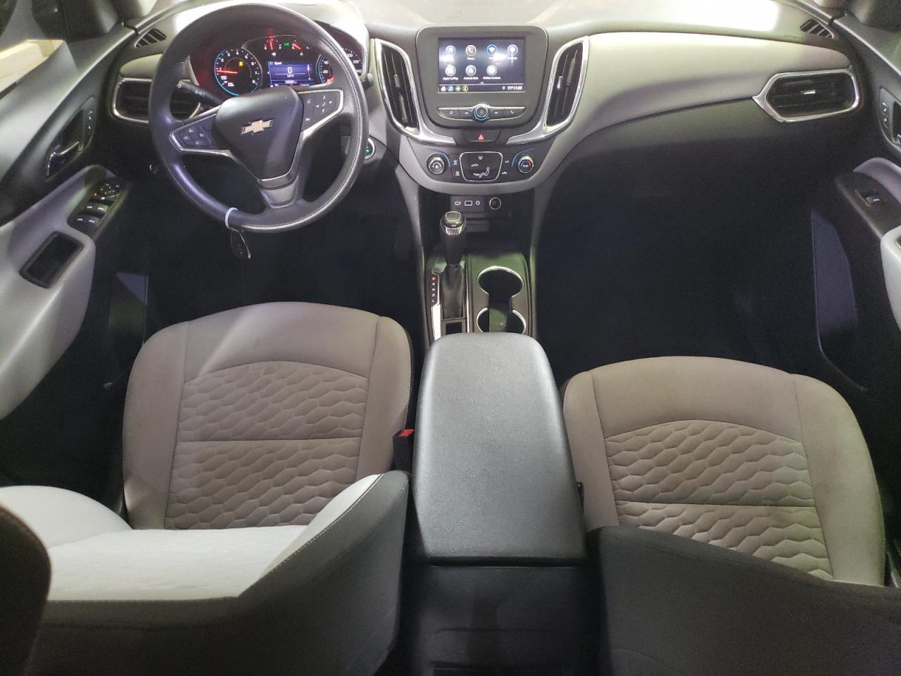 2GNAXKEV7K6275673 2019 Chevrolet Equinox Lt