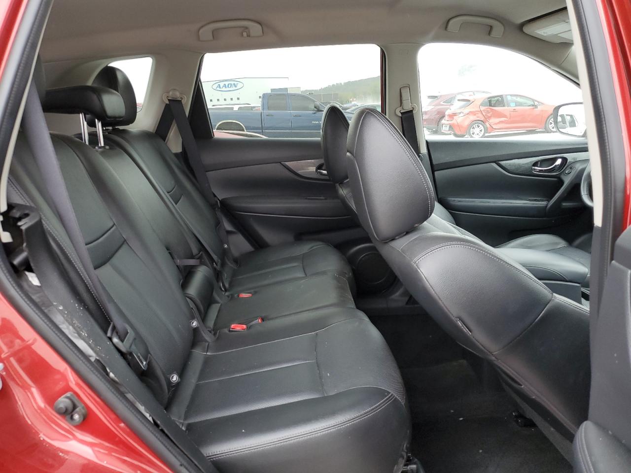 KNMAT2MT9GP726727 NISSAN ROGUE 2016