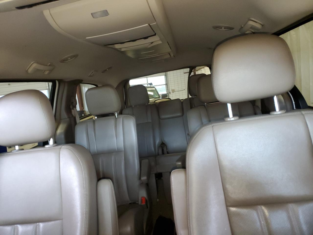 2C4RC1BG5CR401410 2012 Chrysler Town & Country Touring