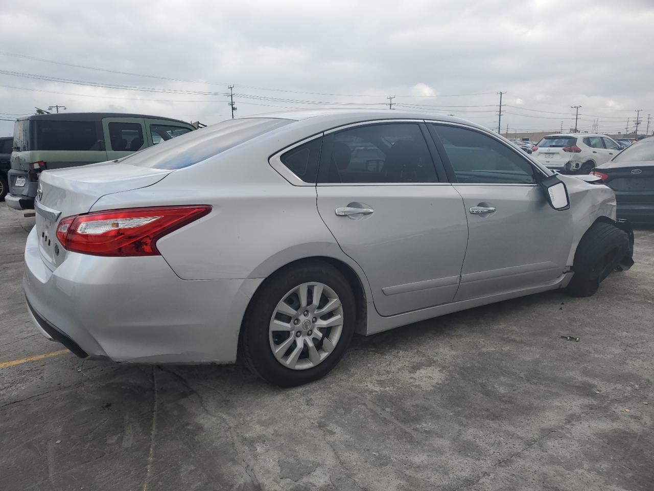 1N4AL3AP0GC275780 2016 Nissan Altima 2.5