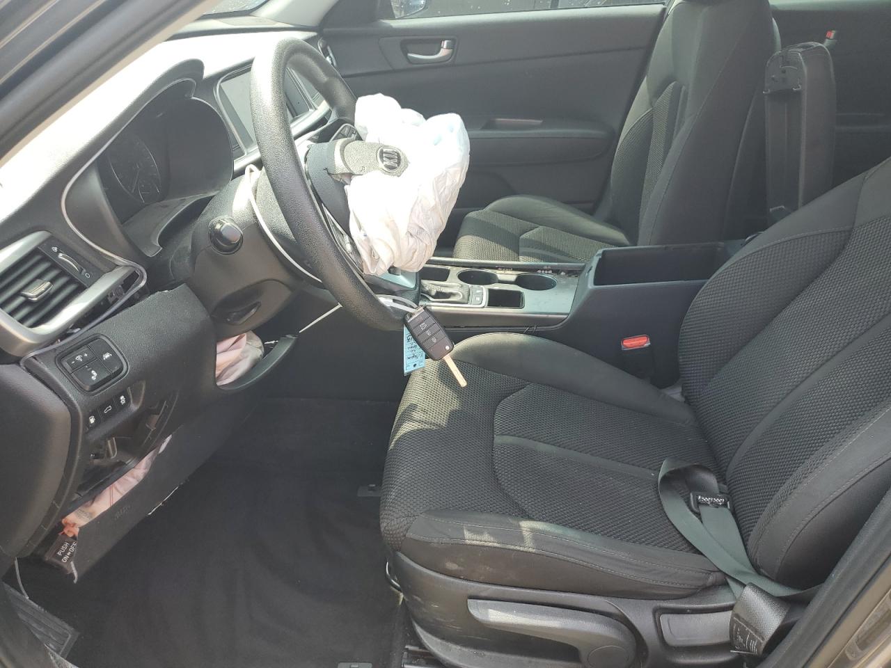 5XXGT4L36KG307175 2019 Kia Optima Lx