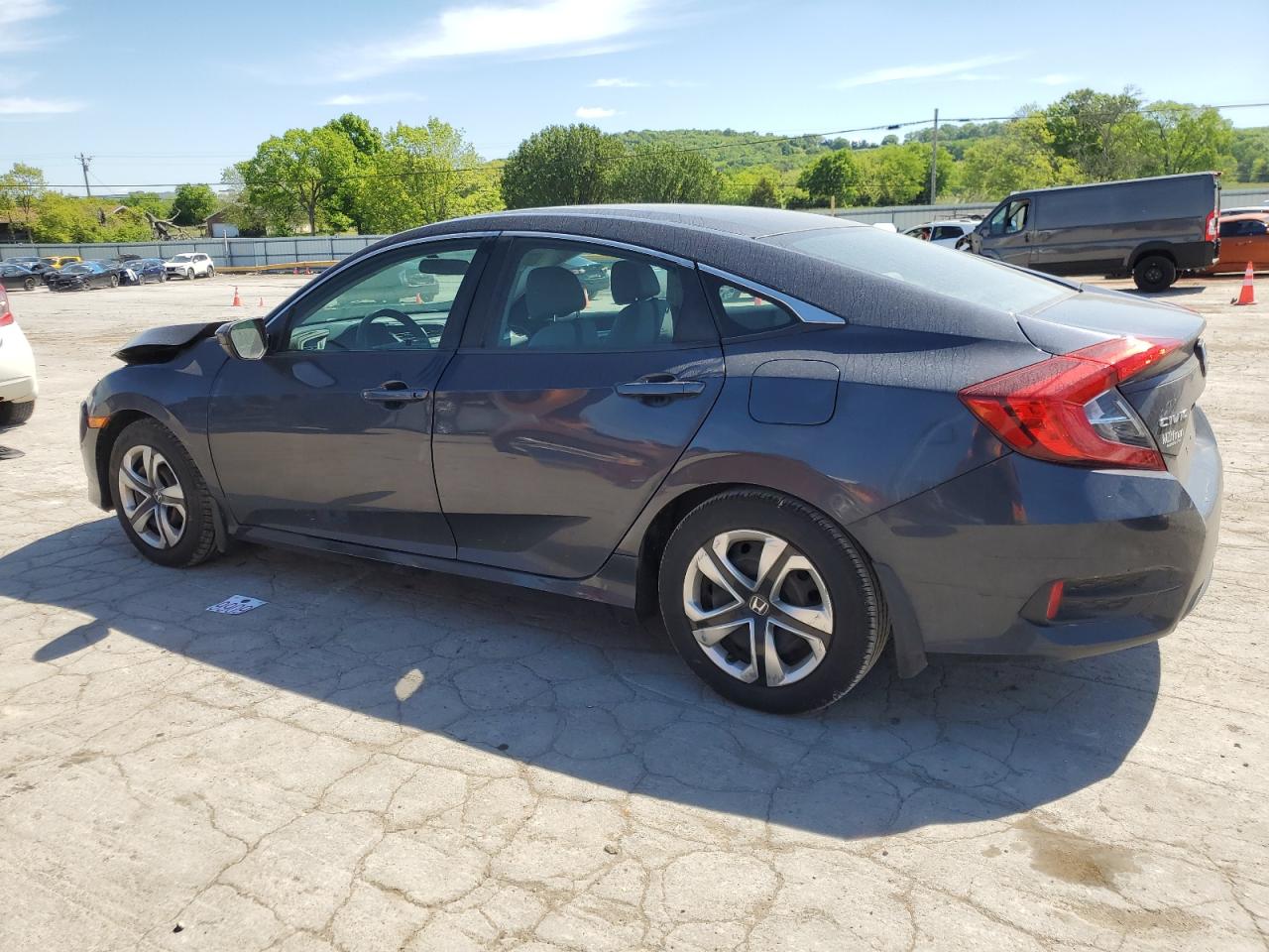 2HGFC2F52JH506380 2018 Honda Civic Lx