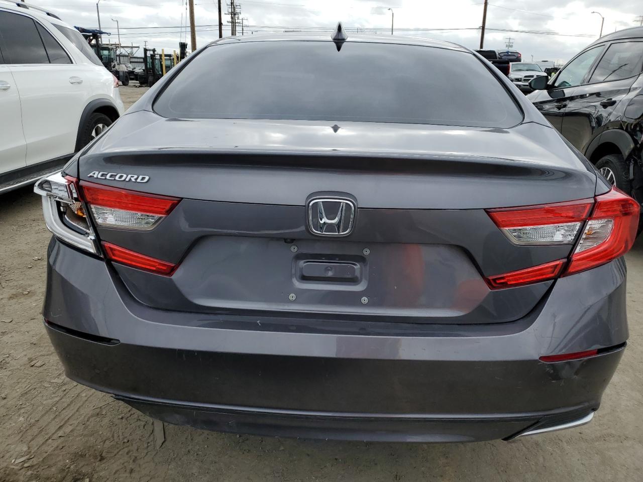 1HGCV1F17JA167537 HONDA ACCORD 2018