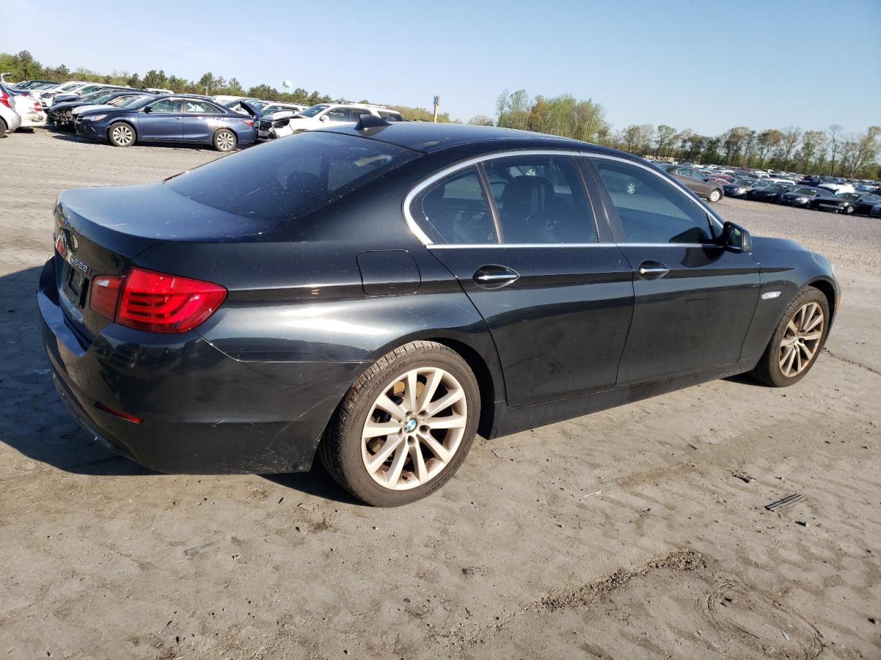 2013 BMW 528 Xi vin: WBAXH5C5XDD107788