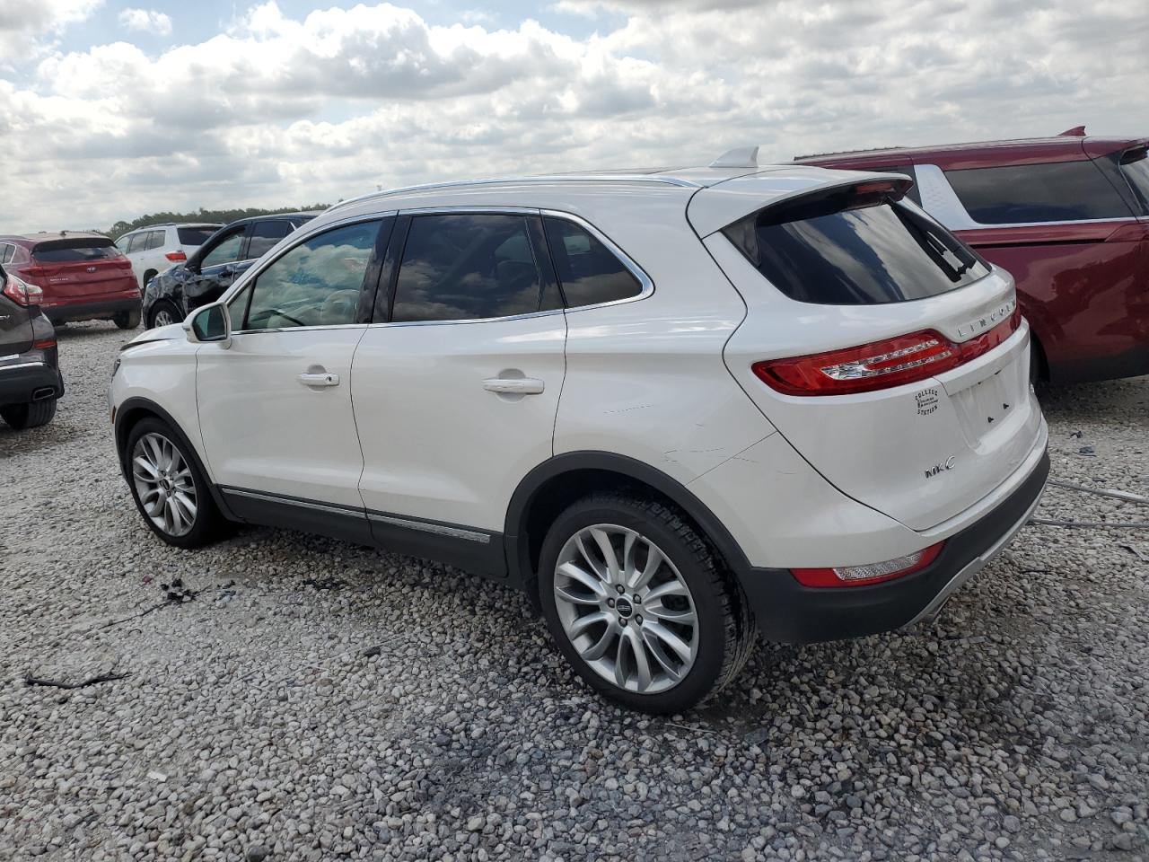 5LMCJ3C98HUL34909 2017 Lincoln Mkc Reserve