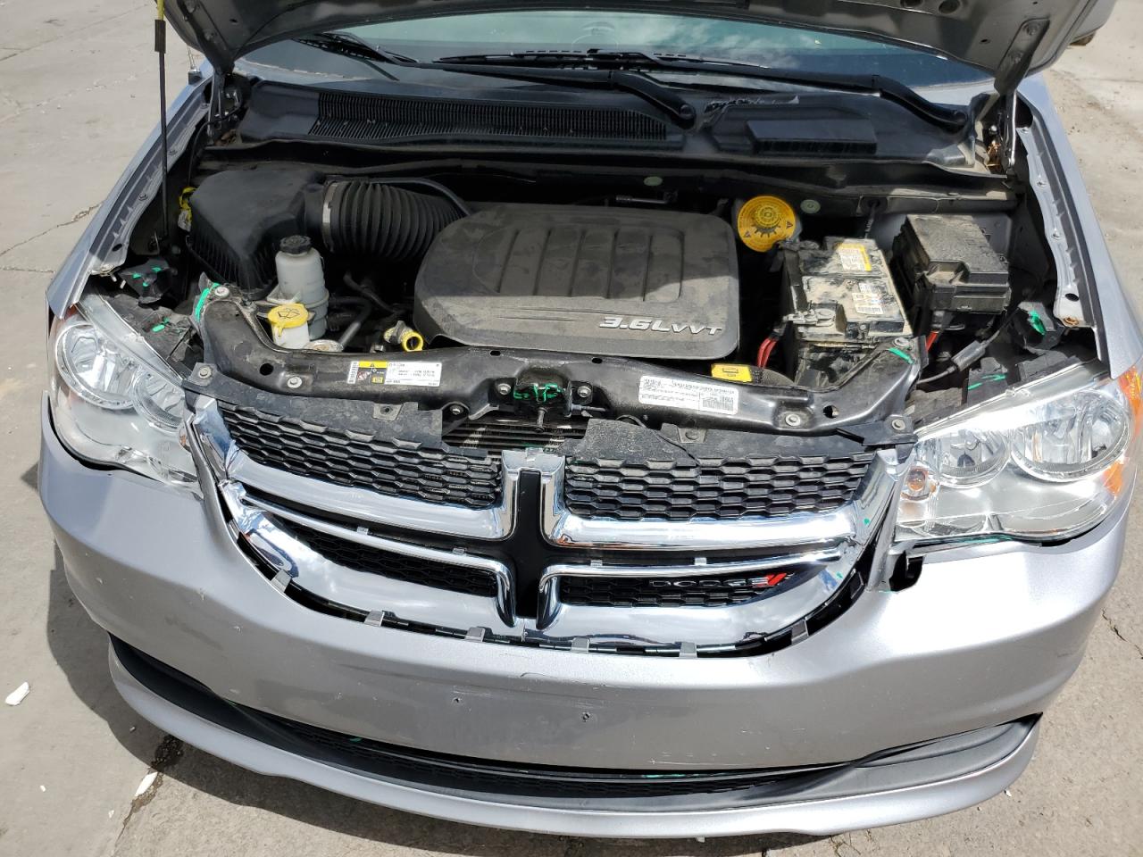 2C4RDGCG2GR318053 2016 Dodge Grand Caravan Sxt